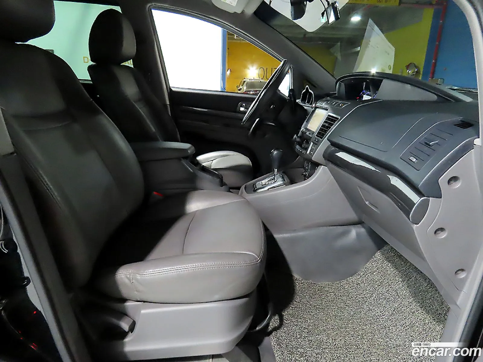 KG Mobility (SsangYong) Korando Turismo 2014 — 7