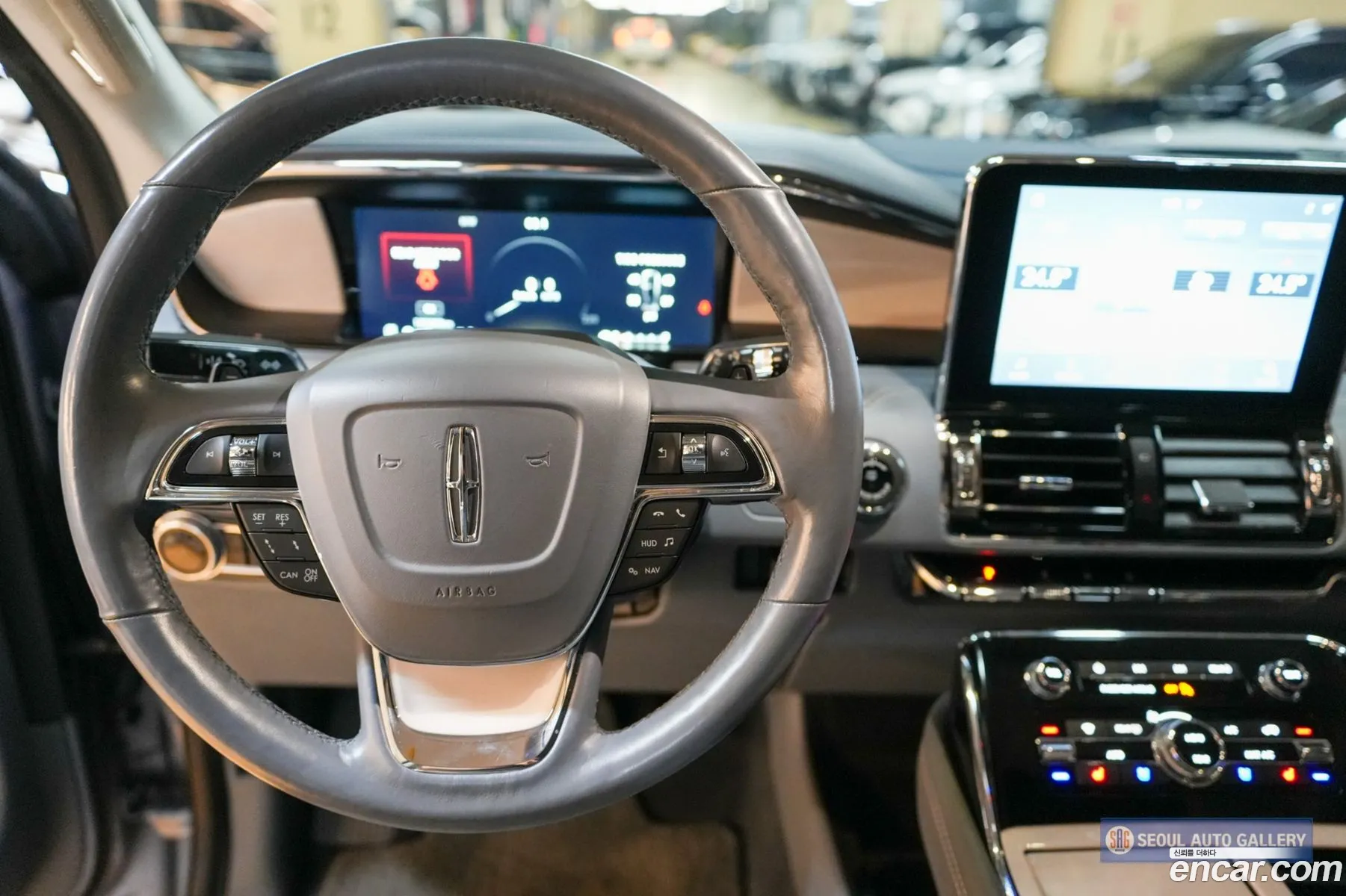 Lincoln Navigator 2020 — 14