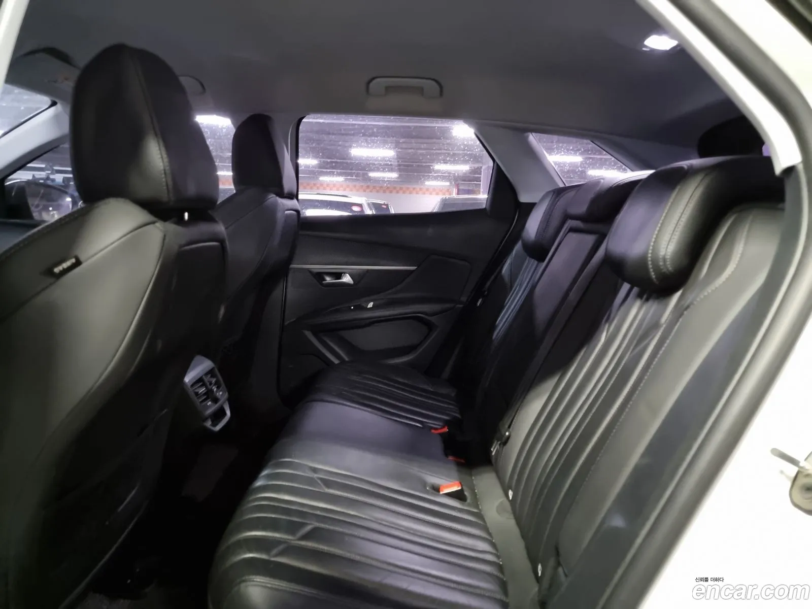 Peugeot 3008 2017 — 10