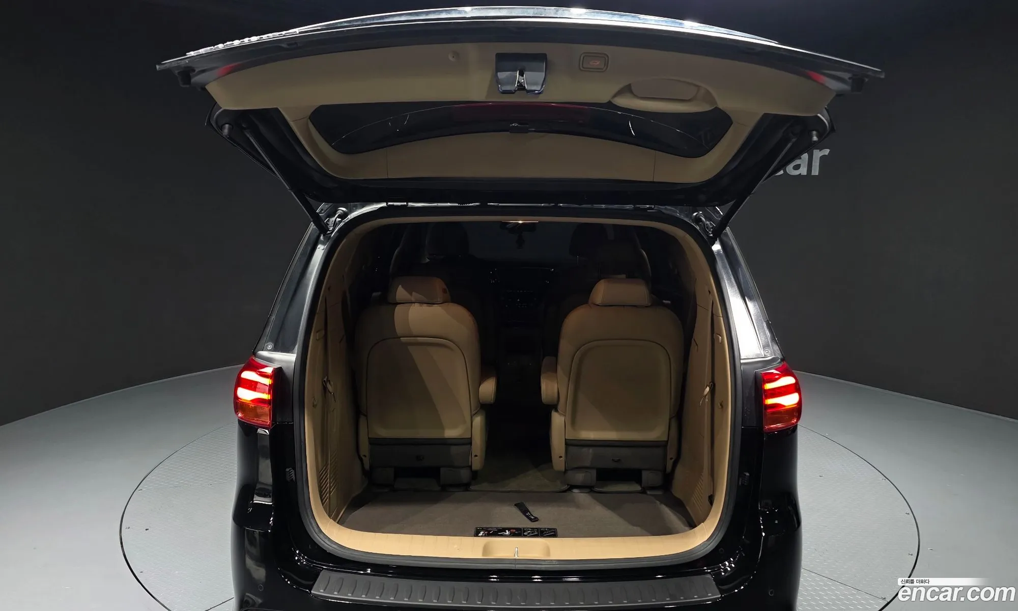 Kia Carnival 2018 — 22