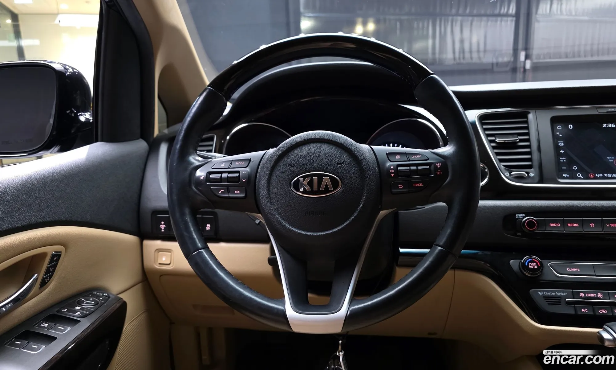 Kia Carnival 2018 — 5