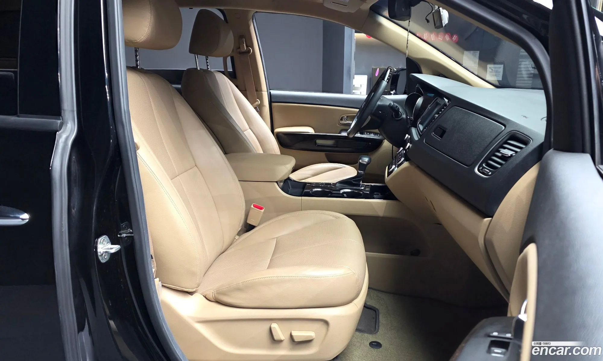Kia Carnival 2018 — 21