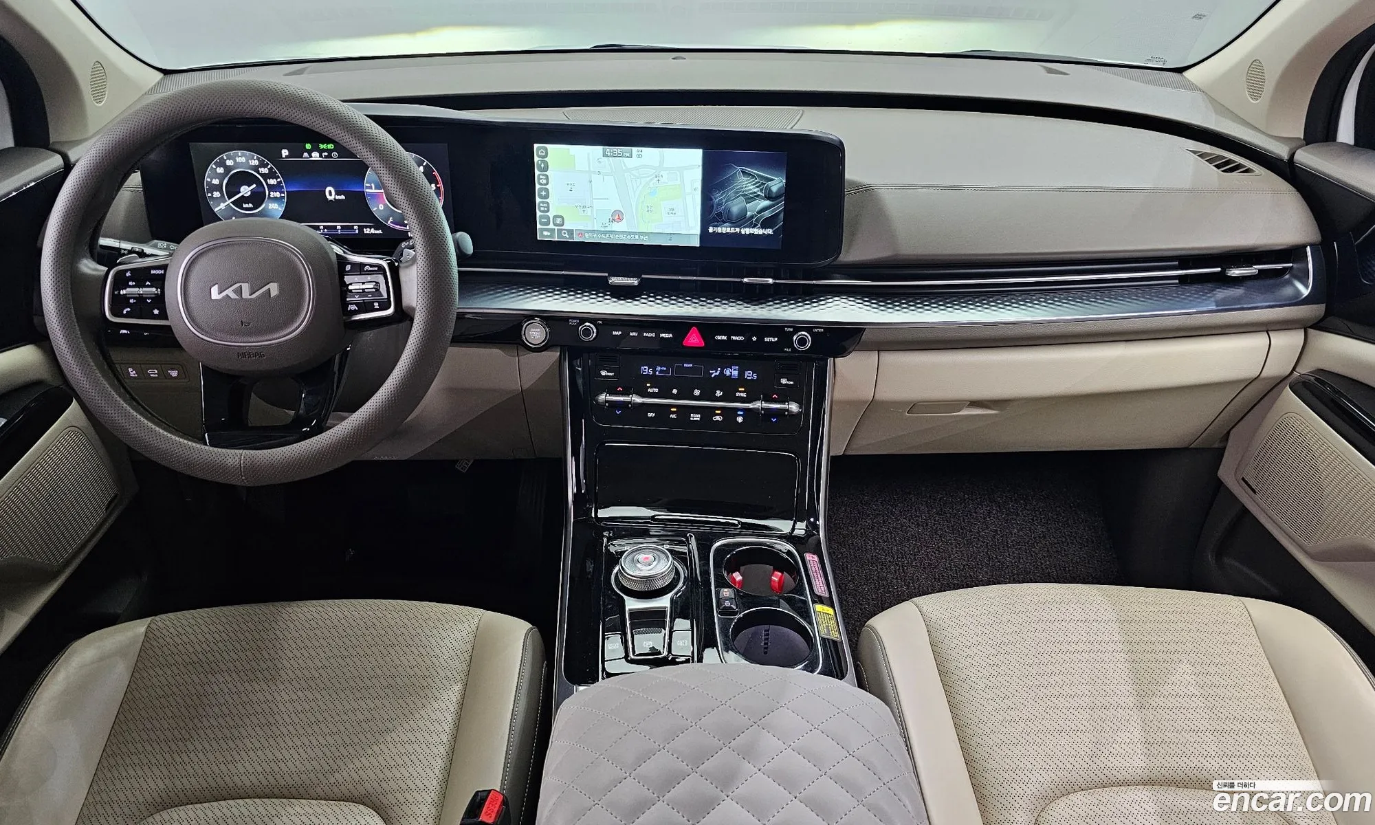 Kia Carnival 2021 — 7
