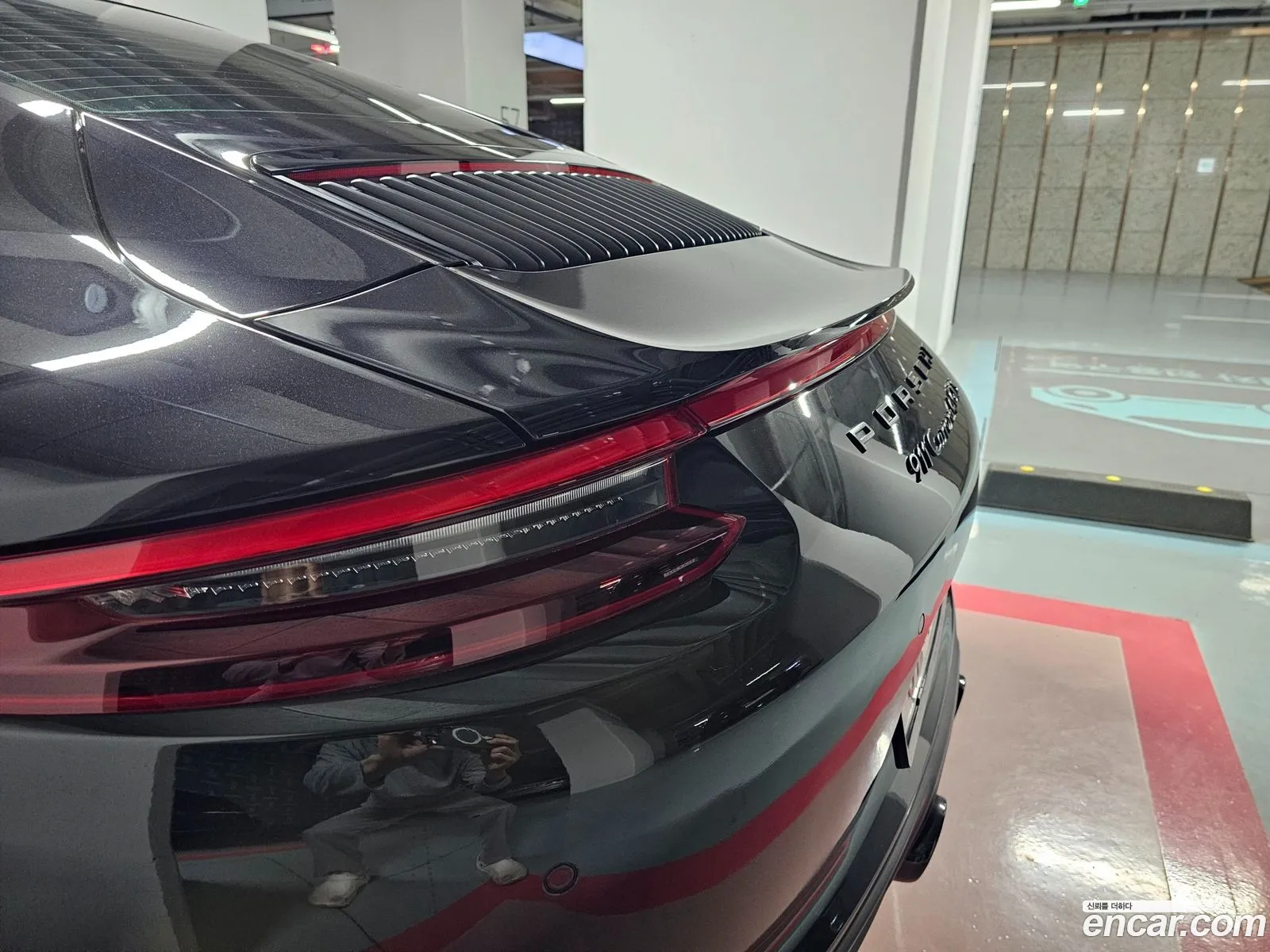 Porsche 911 2018 — 17