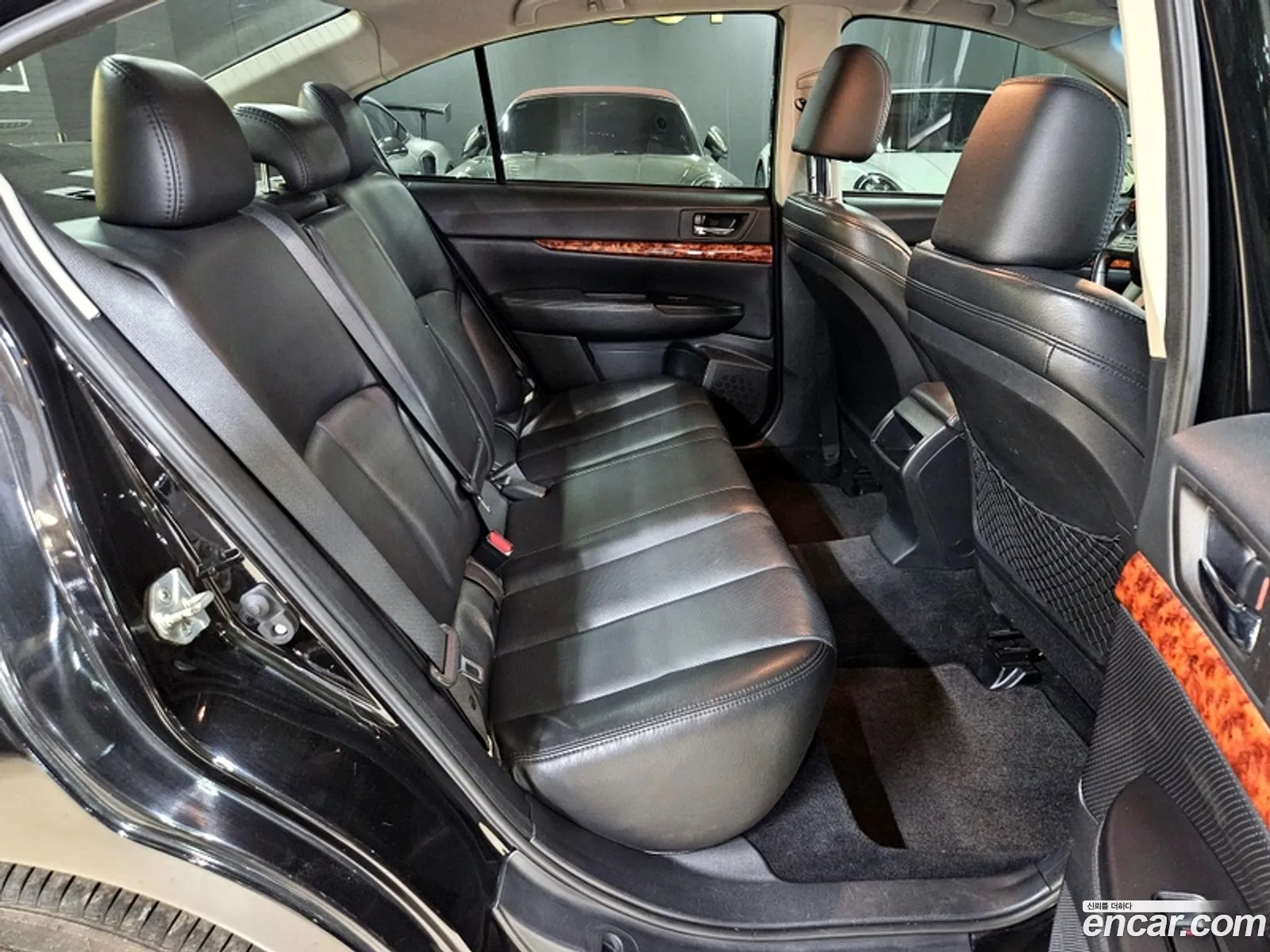 Subaru Legacy 2010 — 10