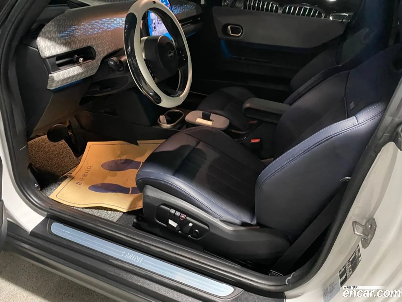 Mini Cooper S 2024 — 17
