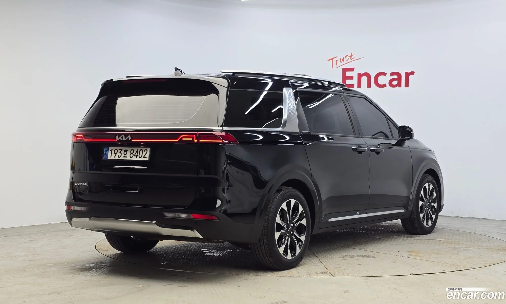 Kia Carnival 2022 — 20