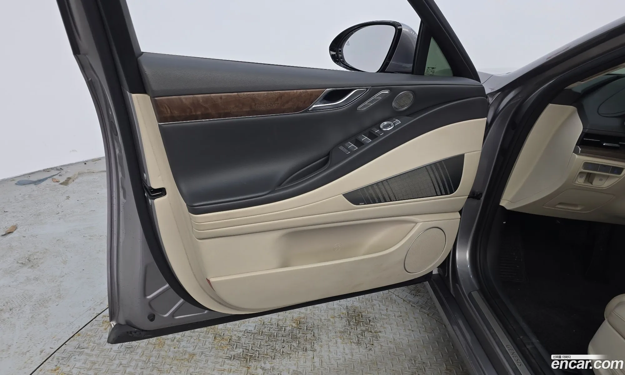 Genesis G80 2022 — 28