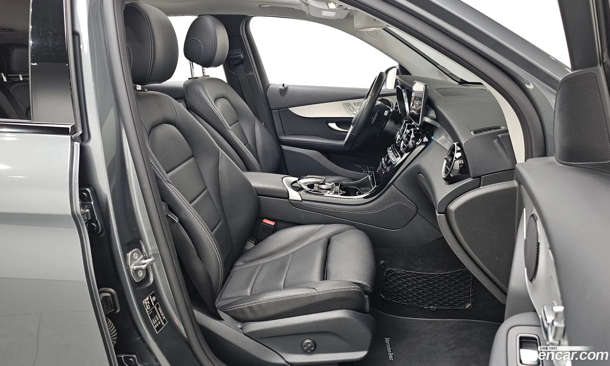 Mercedes-Benz GLC-Class X253 2019 — 12