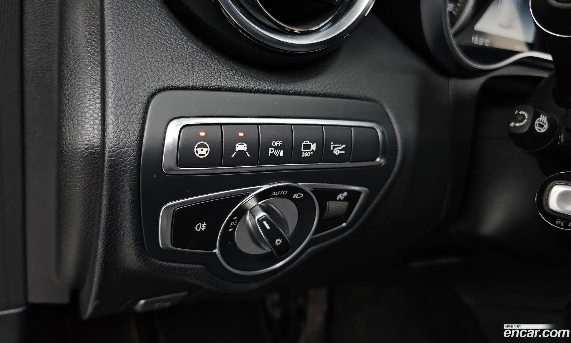 Mercedes-Benz GLC-Class X253 2019 — 26