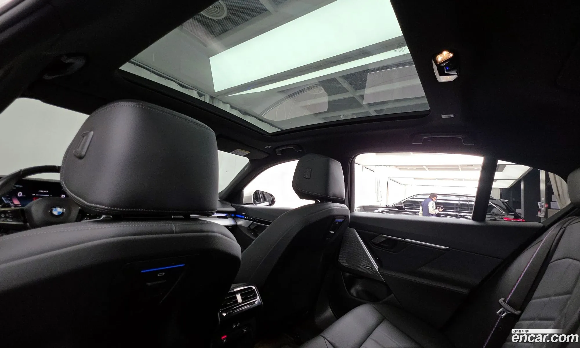 BMW 5 Series 2024 — 17