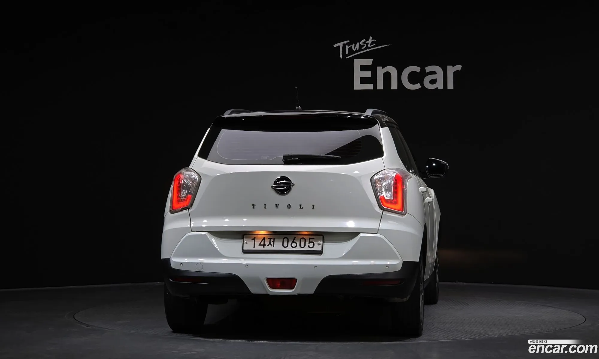 KG Mobility (SsangYong) Tivoli 2016 — 12
