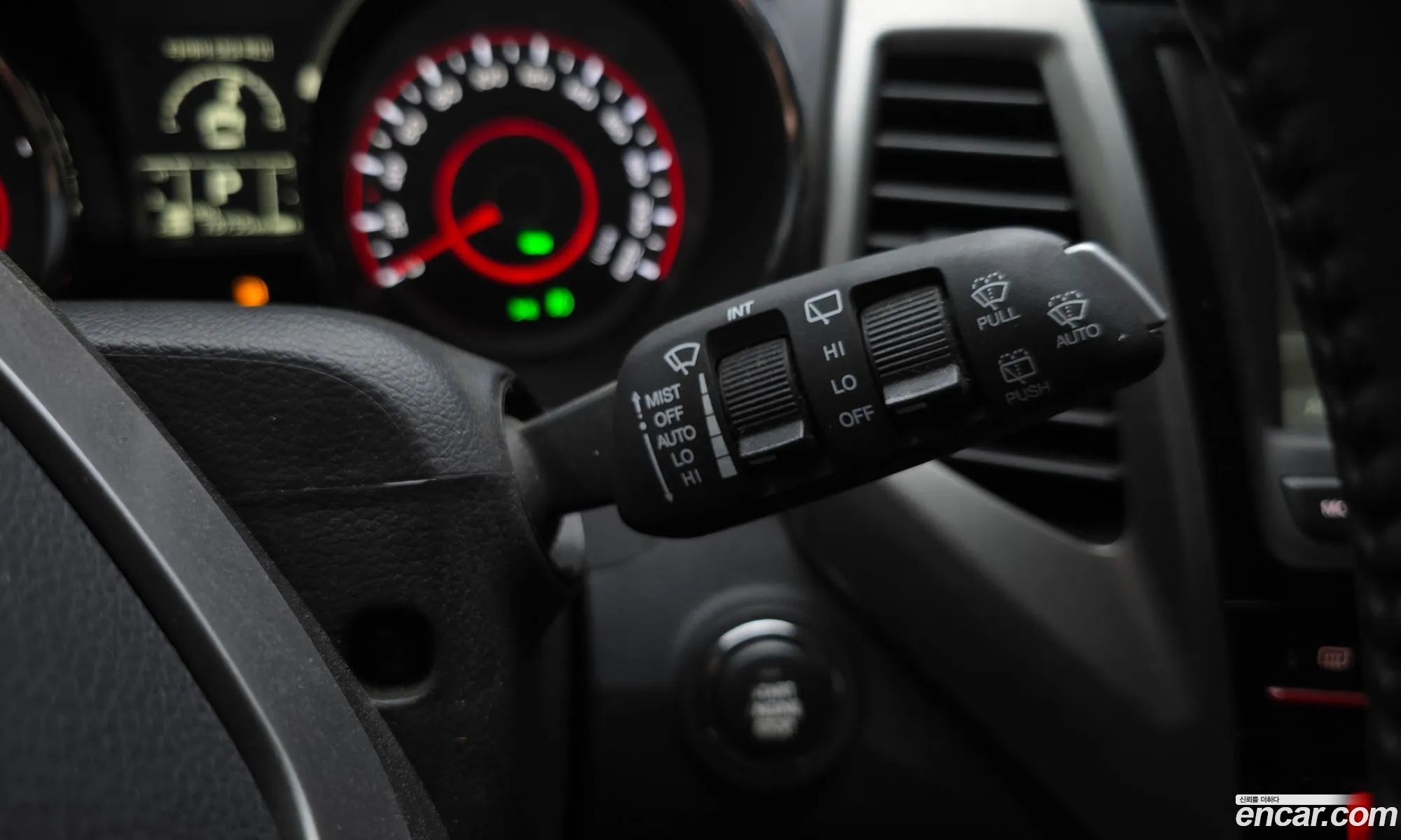 KG Mobility (SsangYong) Tivoli 2016 — 15