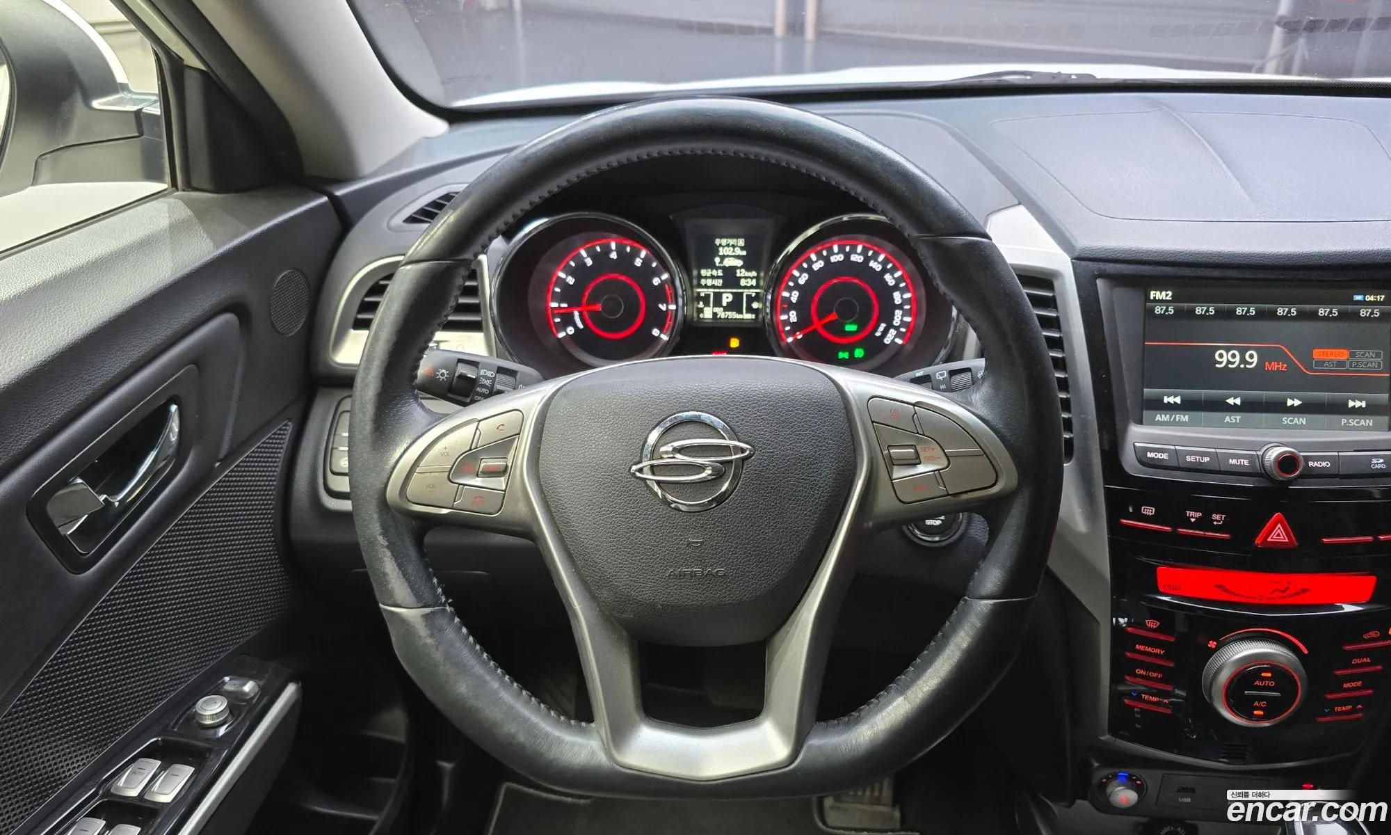 KG Mobility (SsangYong) Tivoli 2016 — 18