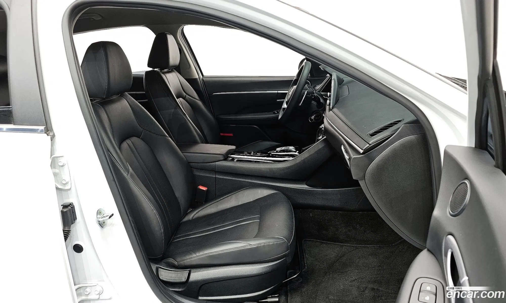Hyundai Sonata 2022 — 14
