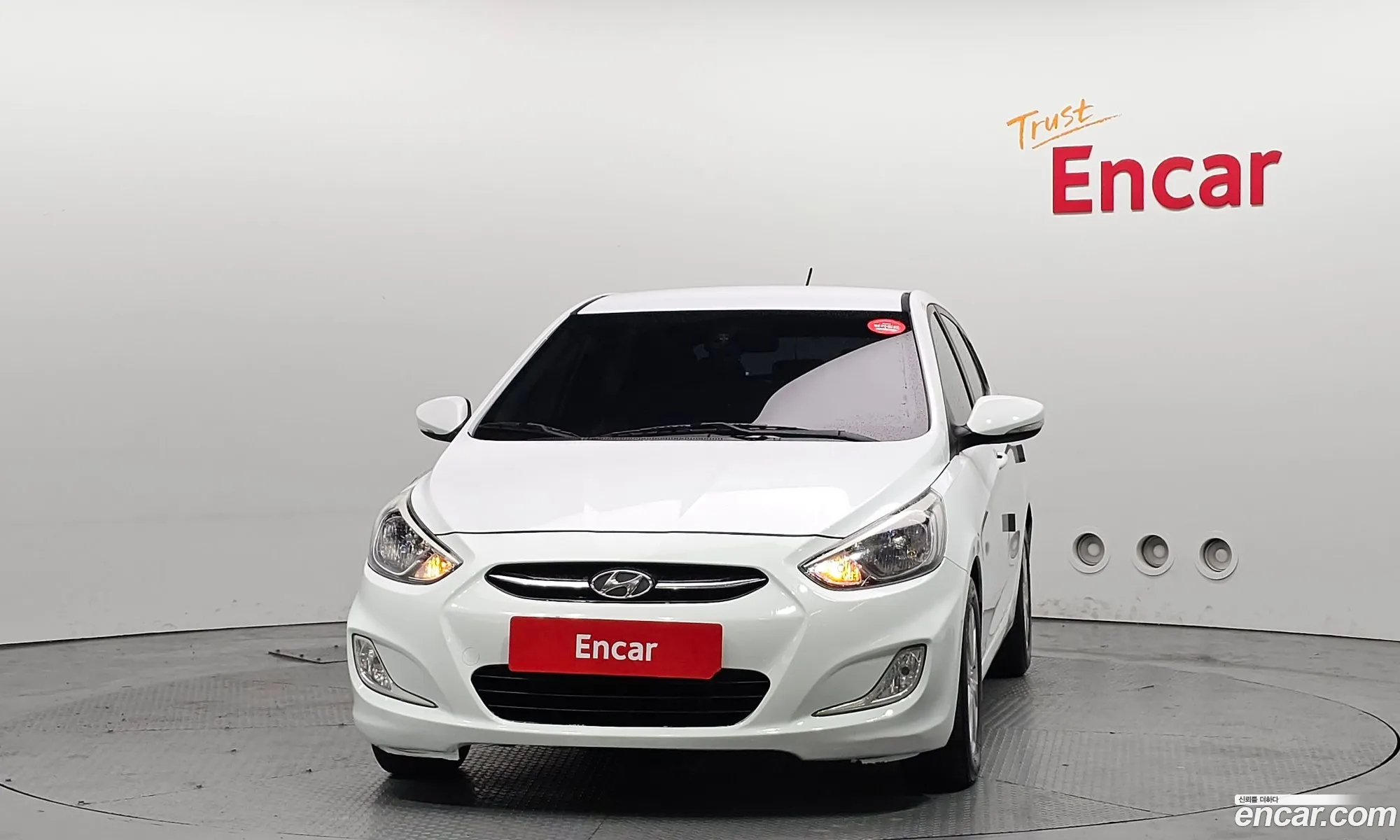 Hyundai Accent 2016 — 14