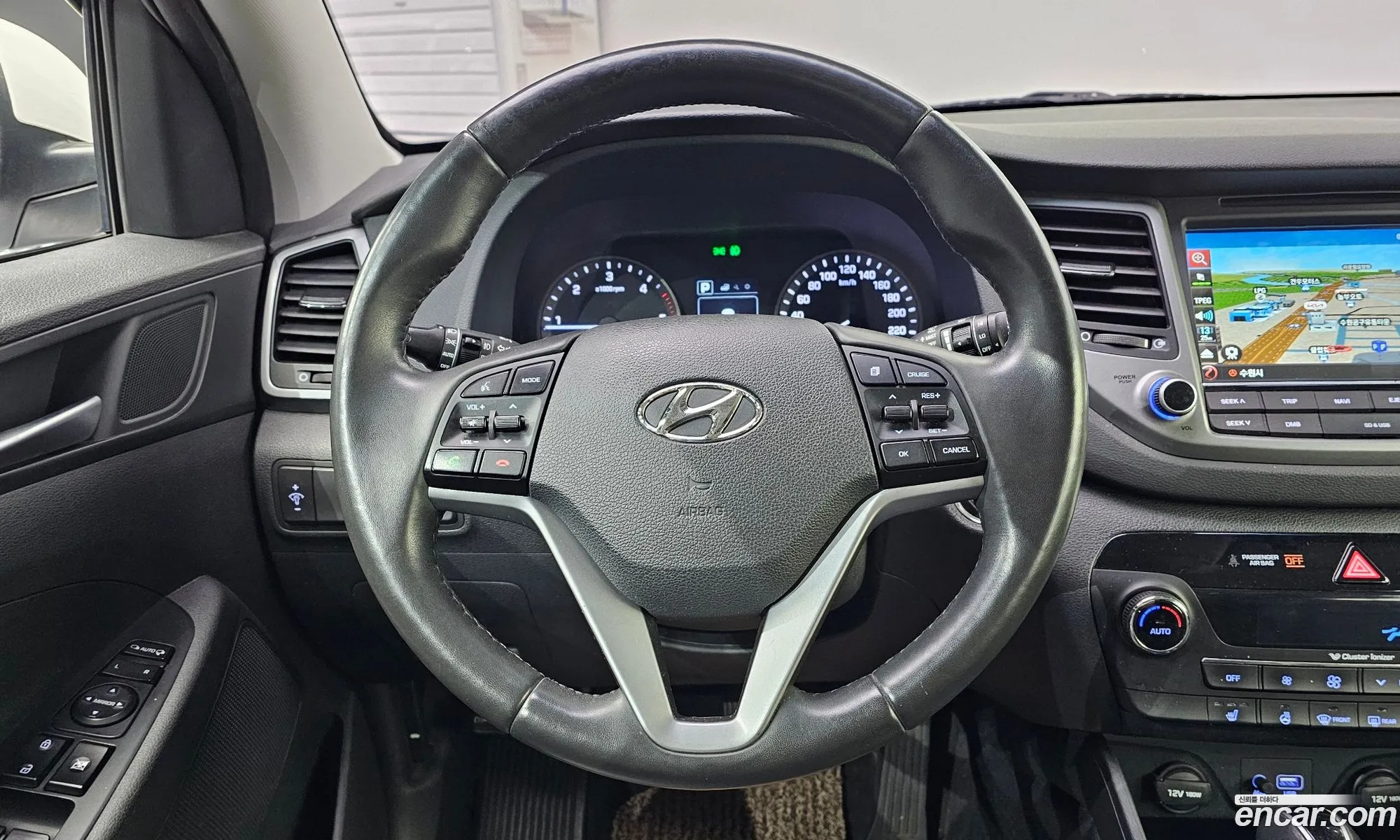Hyundai Tucson 2017 — 12