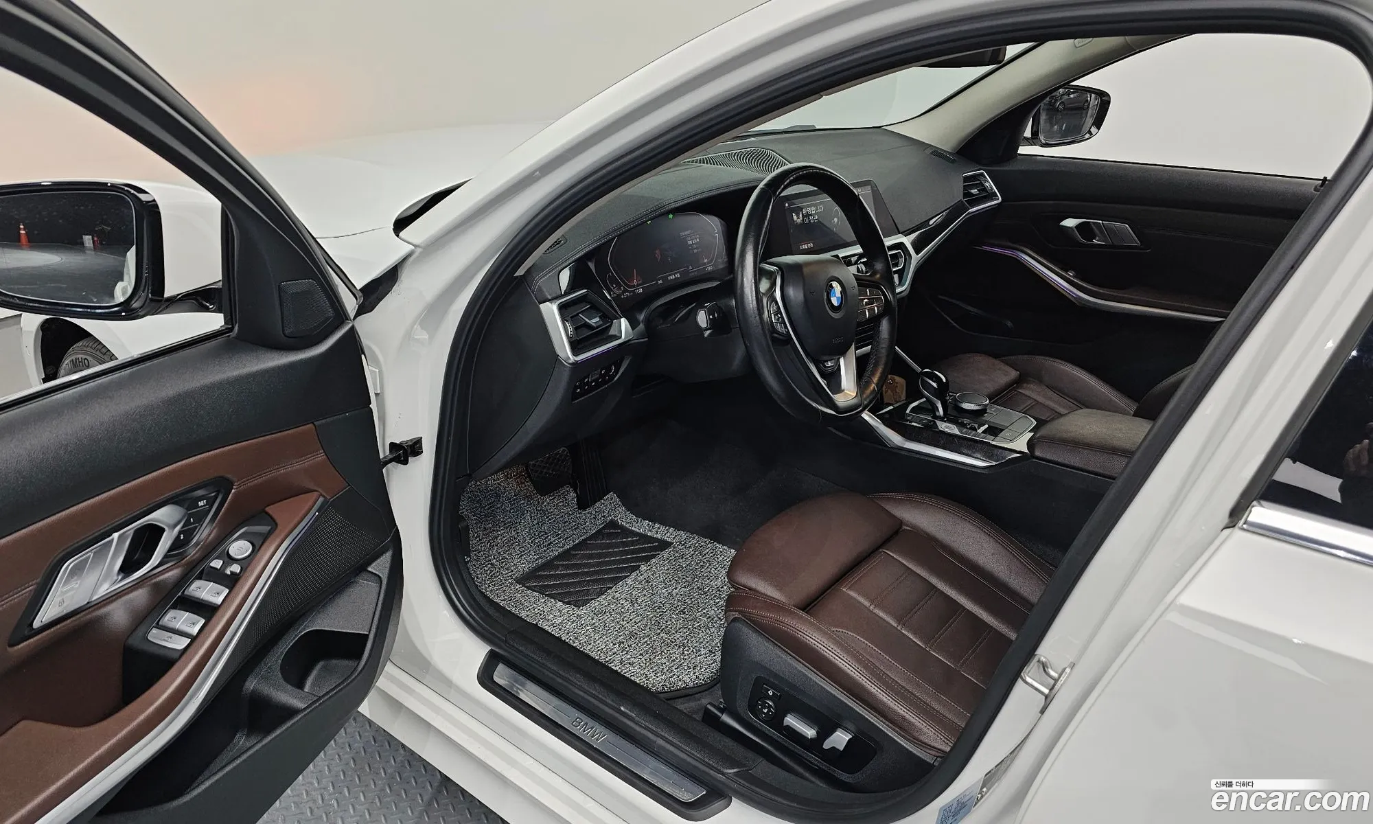 BMW 3 Series 2021 — 24