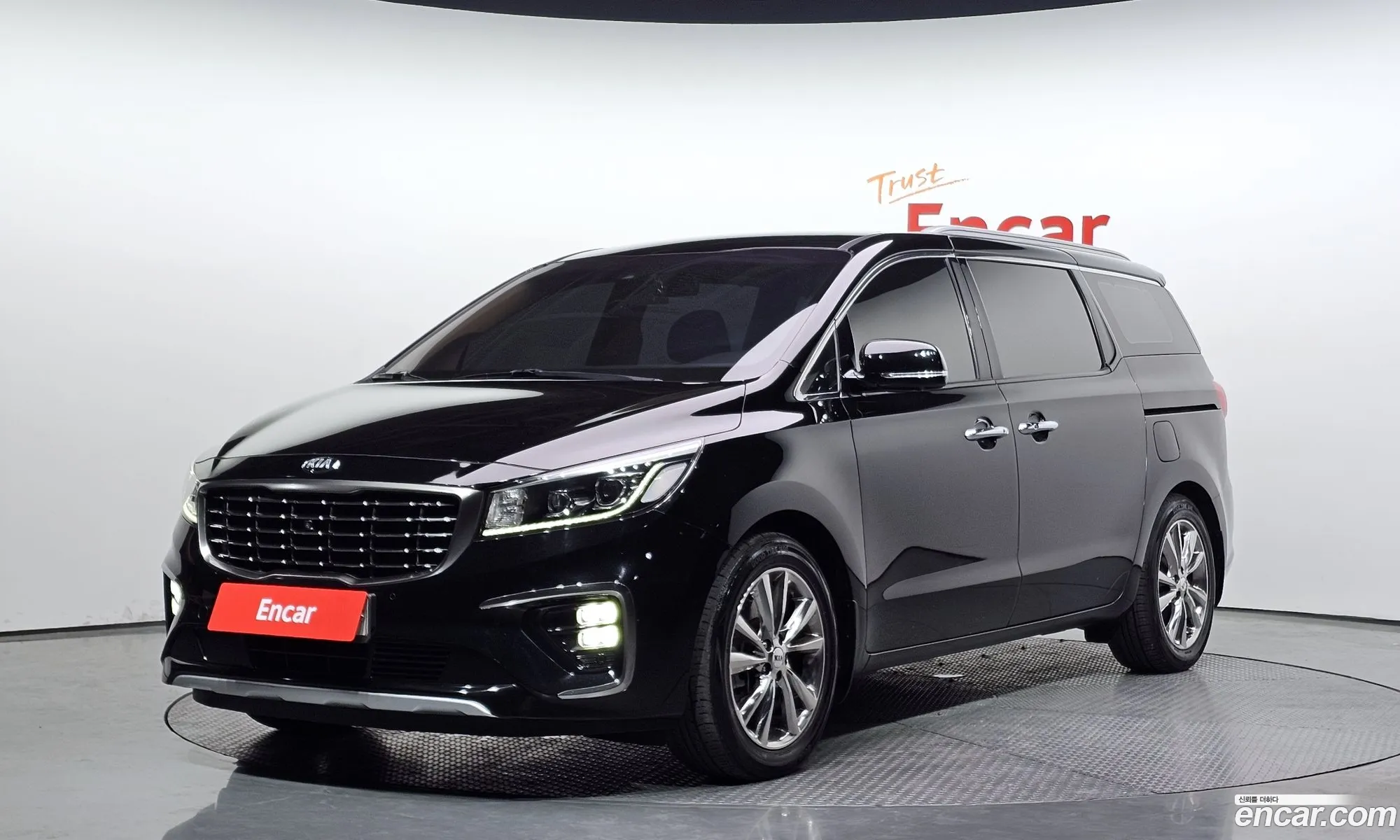 Kia Carnival 2019 — 19