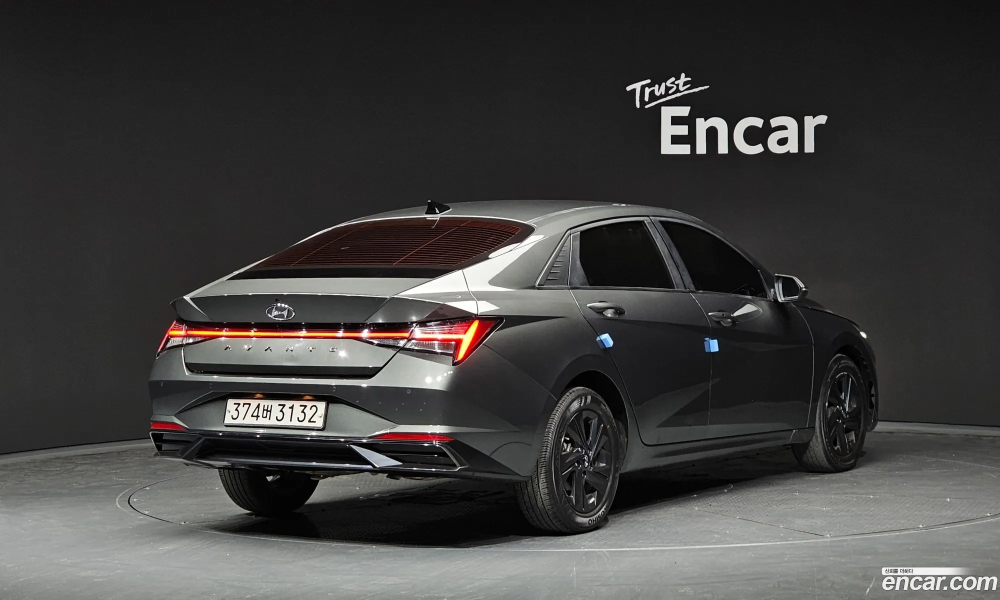 Hyundai Elantra 2022 — 19