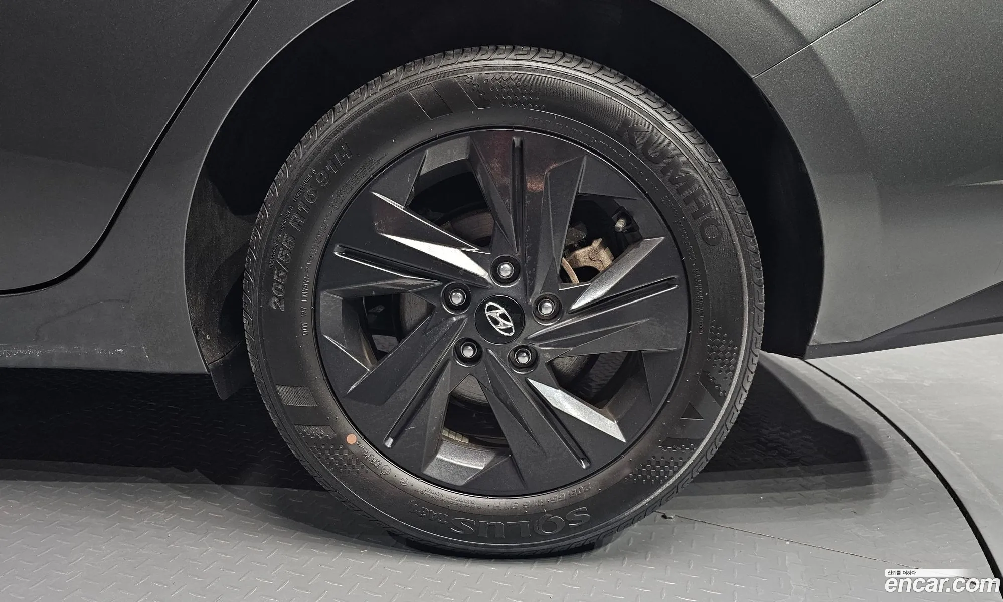 Hyundai Elantra 2022 — 3