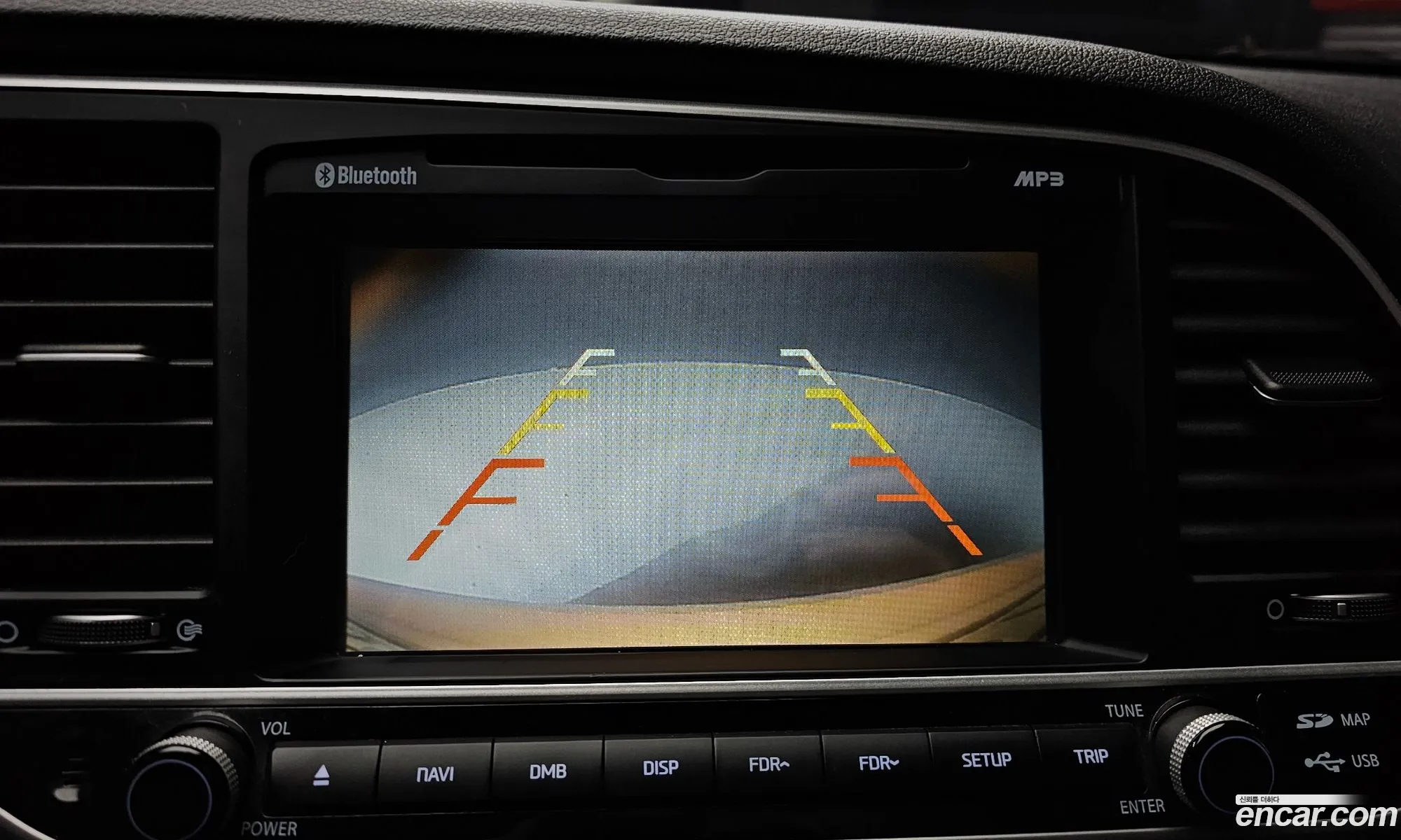 Hyundai Elantra AD 2017 — 20