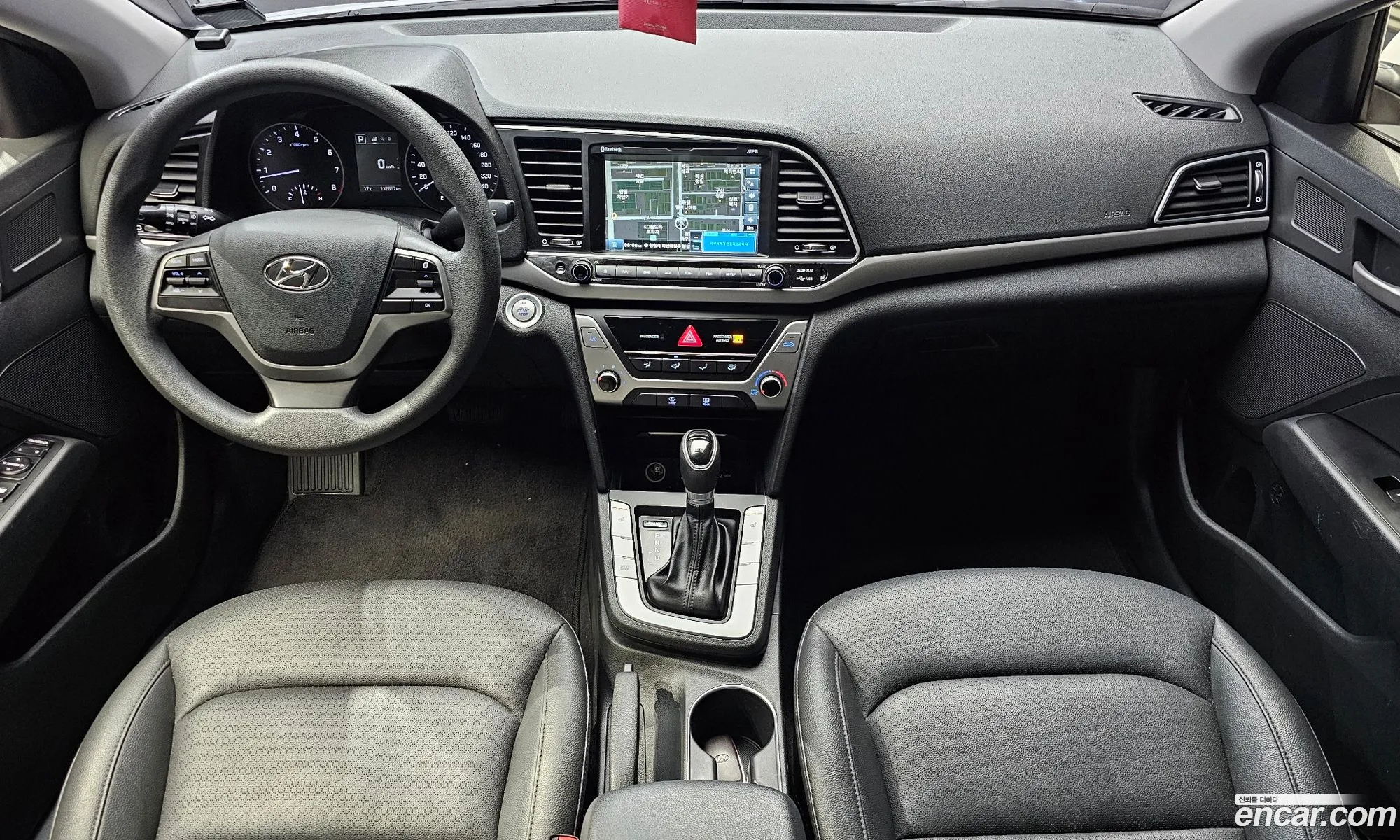Hyundai Elantra AD 2017 — 6