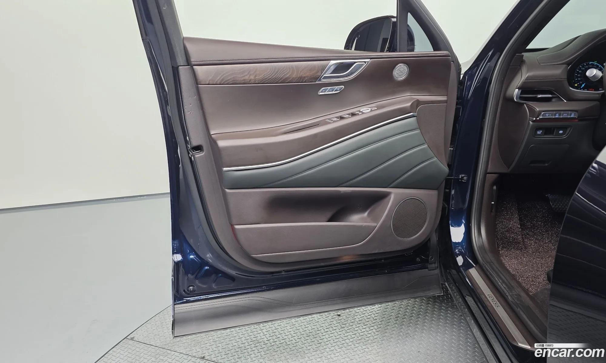 Genesis GV80 2021 — 16
