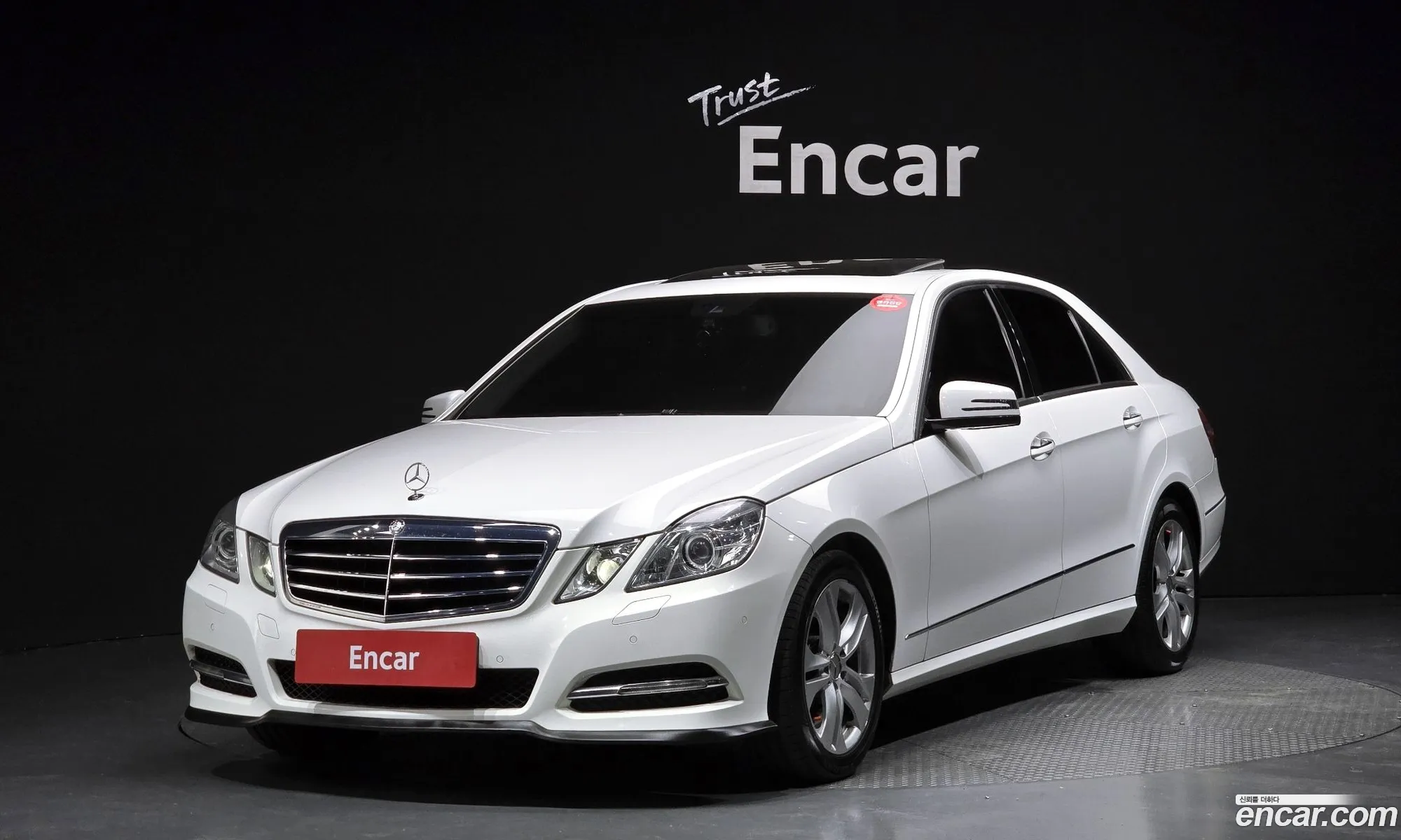 Mercedes-Benz E-Class W212 2012 WDDHF0CB8DA685840 — 9
