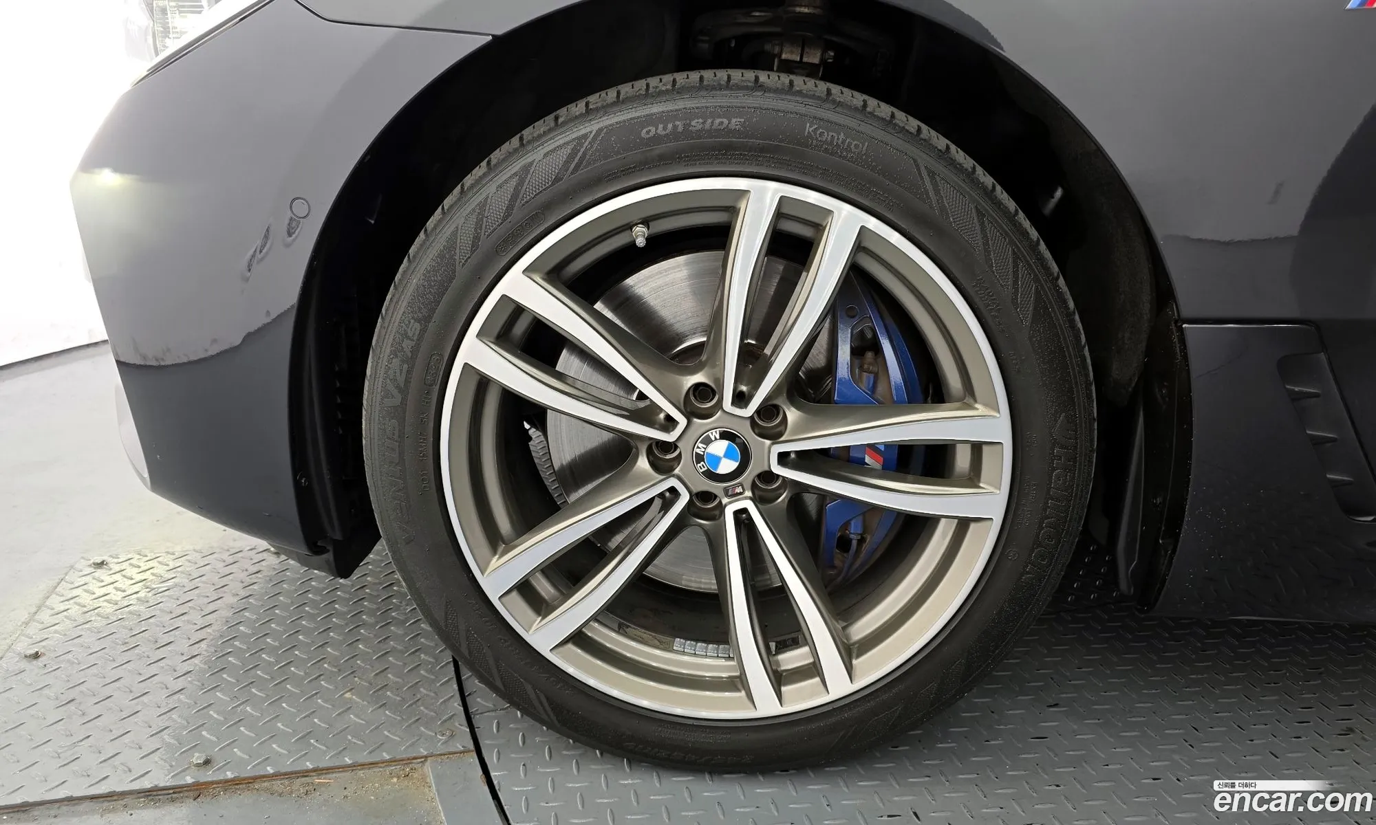 BMW 6 Series GT 2019 — 17