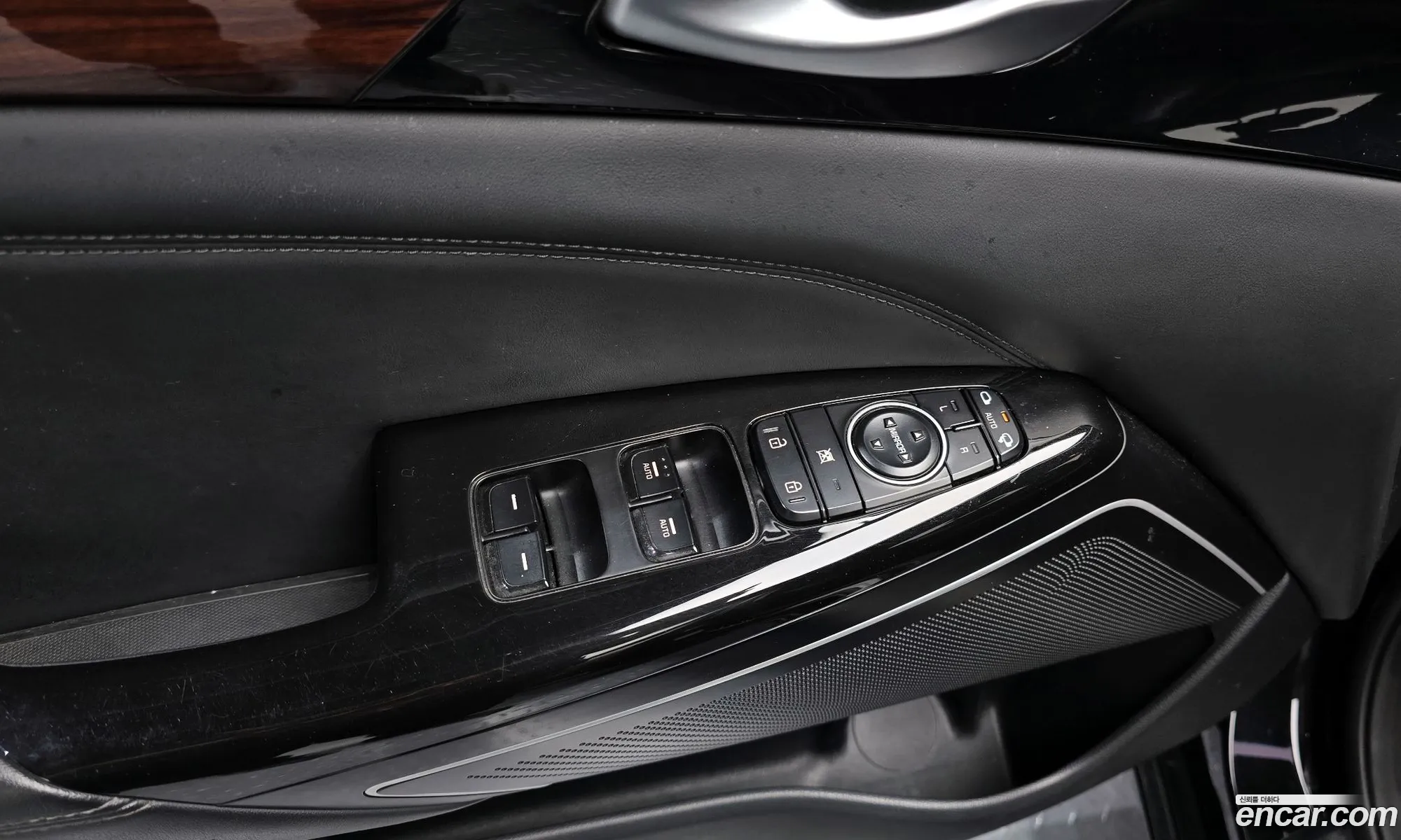 Kia K7 2016 — 7