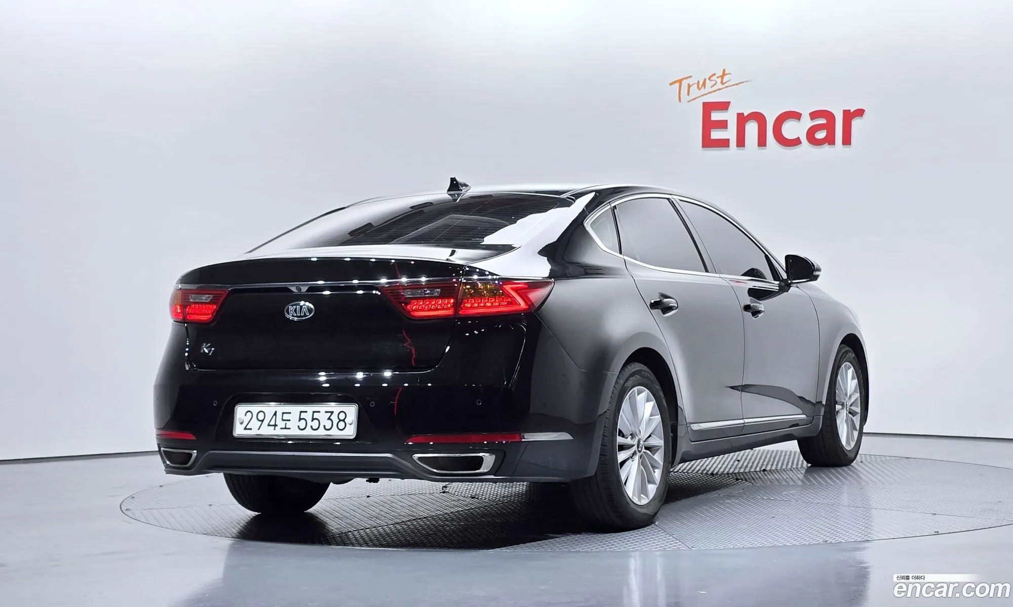 Kia K7 2016 — 12