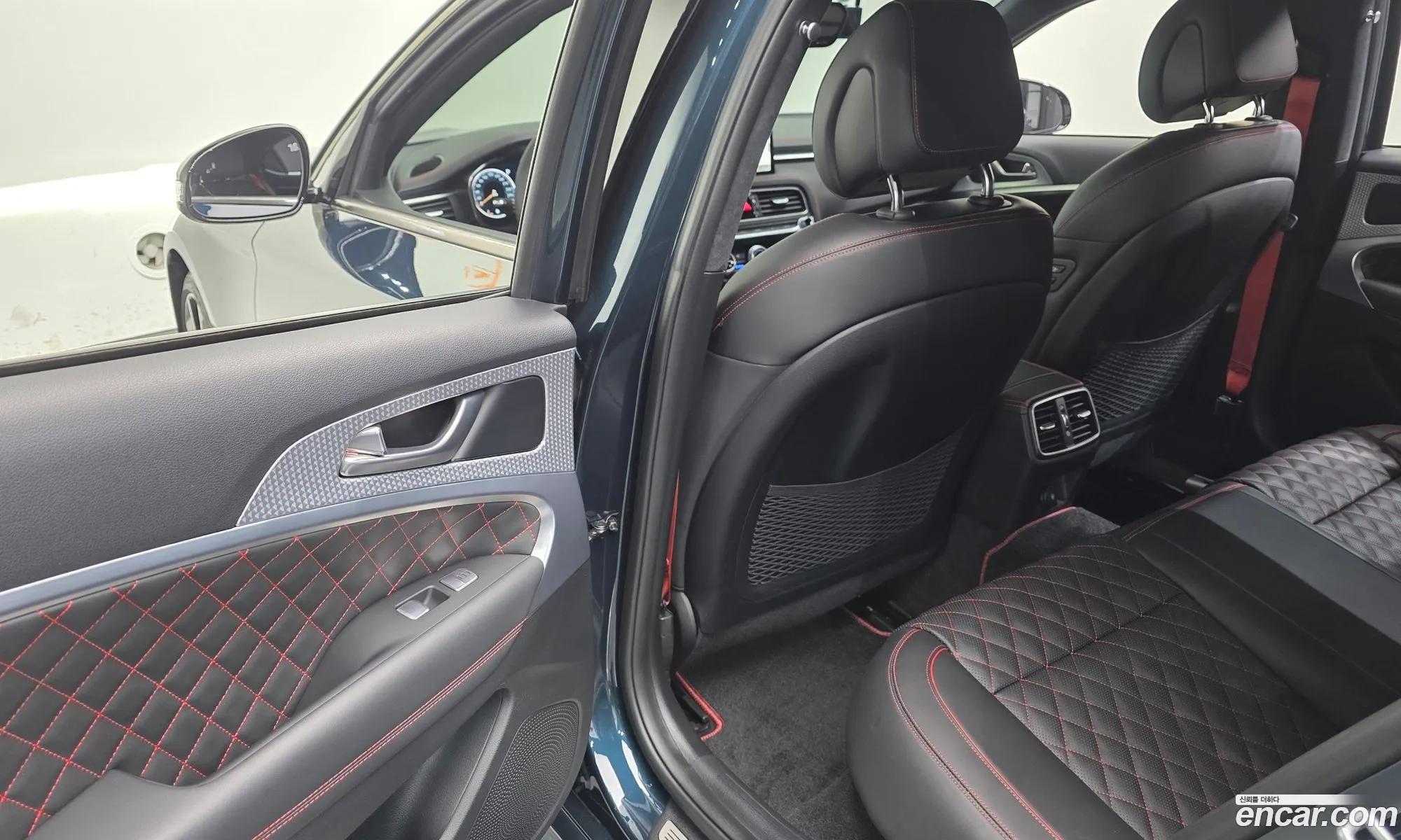 Genesis G70 2021 — 6