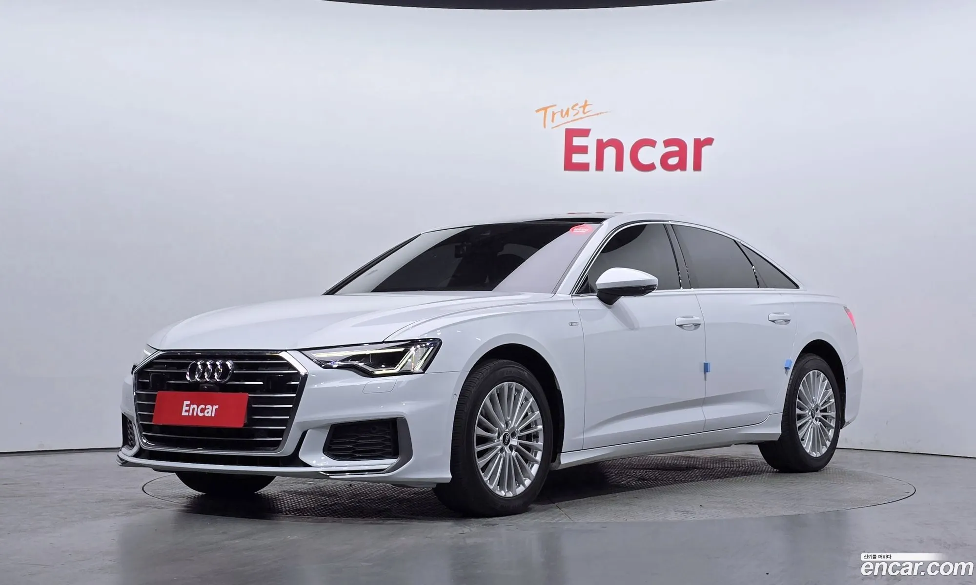Audi A6 2021 WAUZZZF27MN045968 — 2