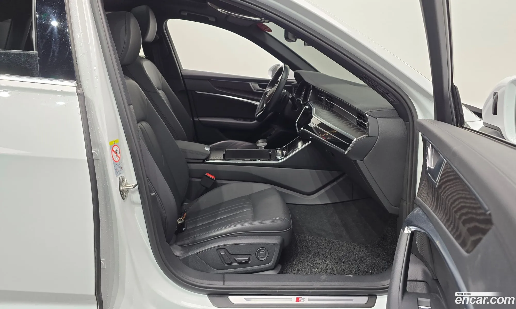 Audi A6 2021 WAUZZZF27MN045968 — 19