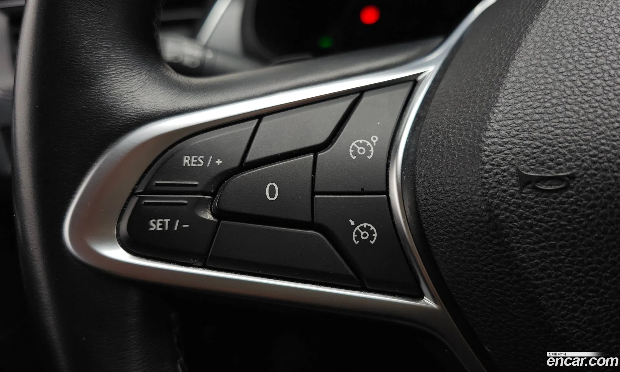 Renault Korea (Samsung) XM3 2022 — 13
