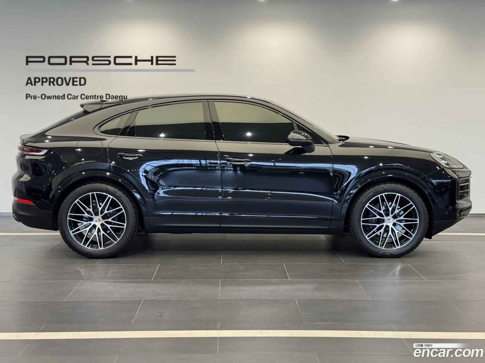 Porsche Cayenne 2025 — 10