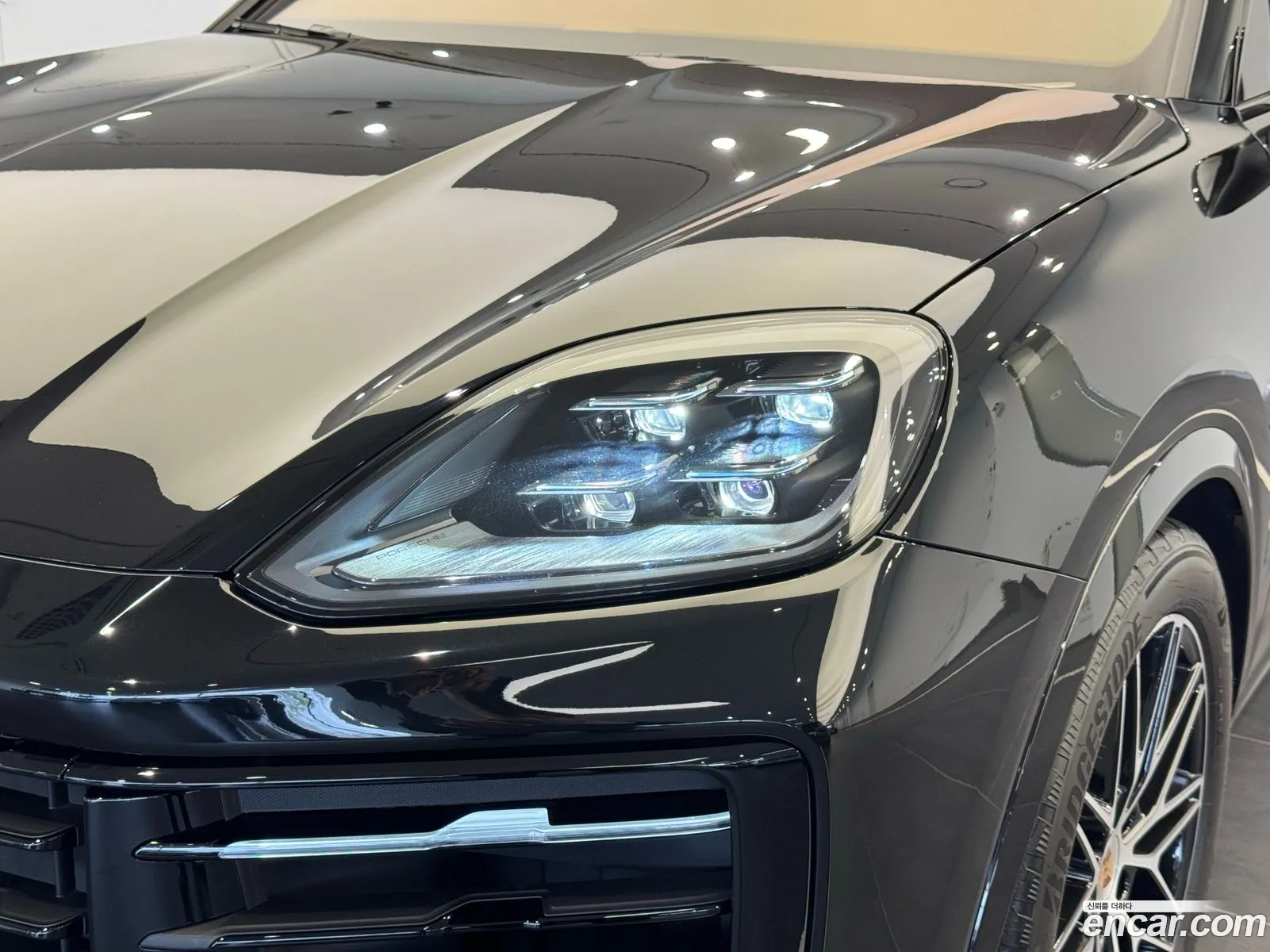Porsche Cayenne 2025 — 18