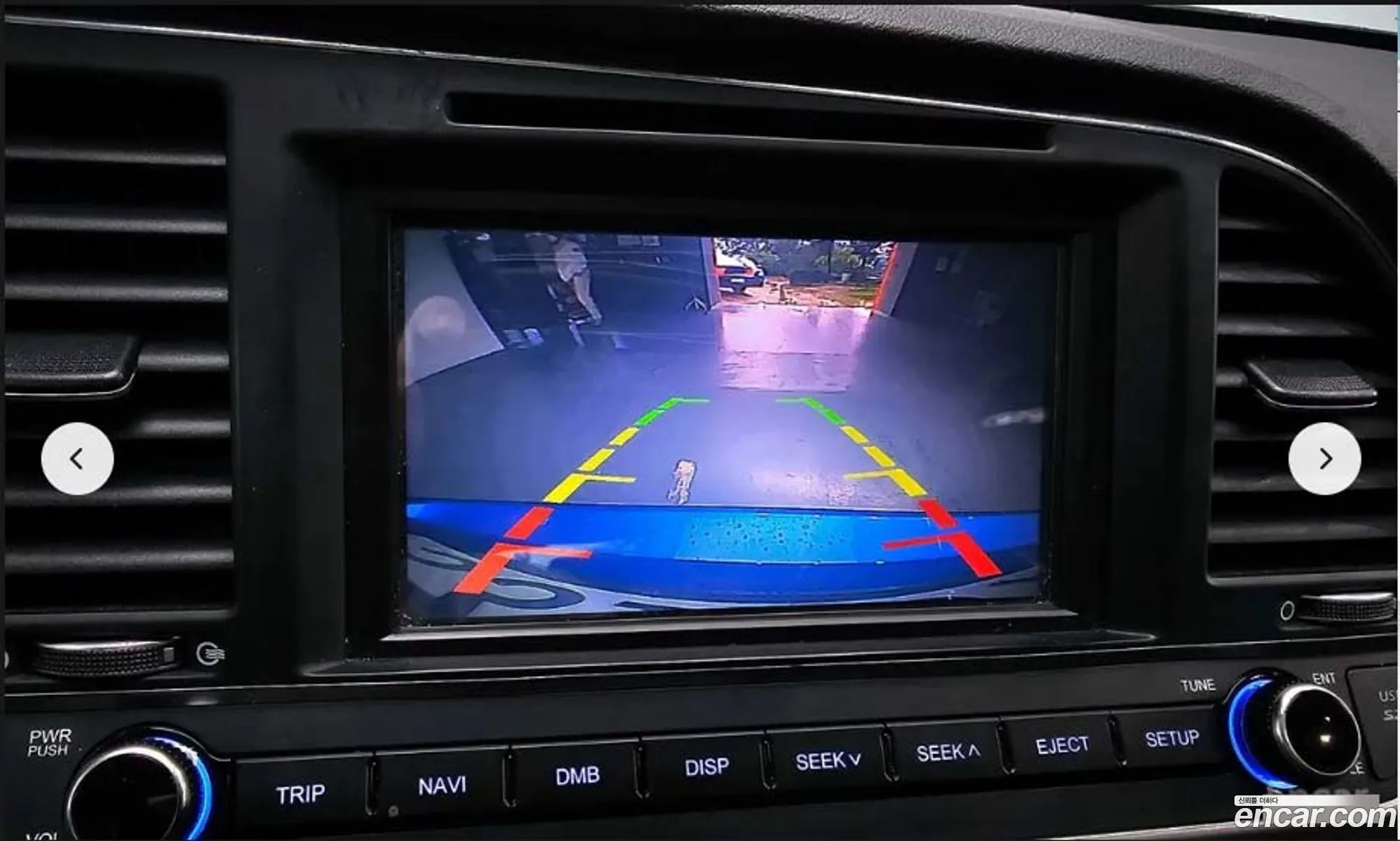 Hyundai Elantra AD 2016 — 13