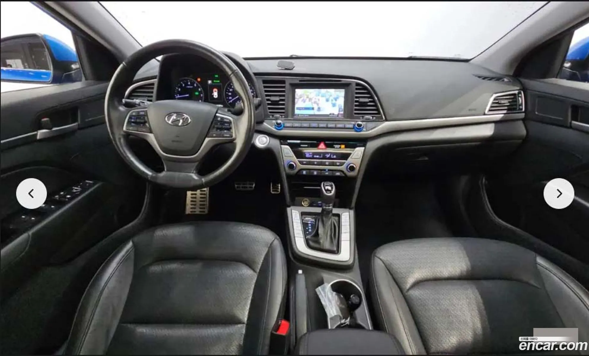 Hyundai Elantra AD 2016 — 14