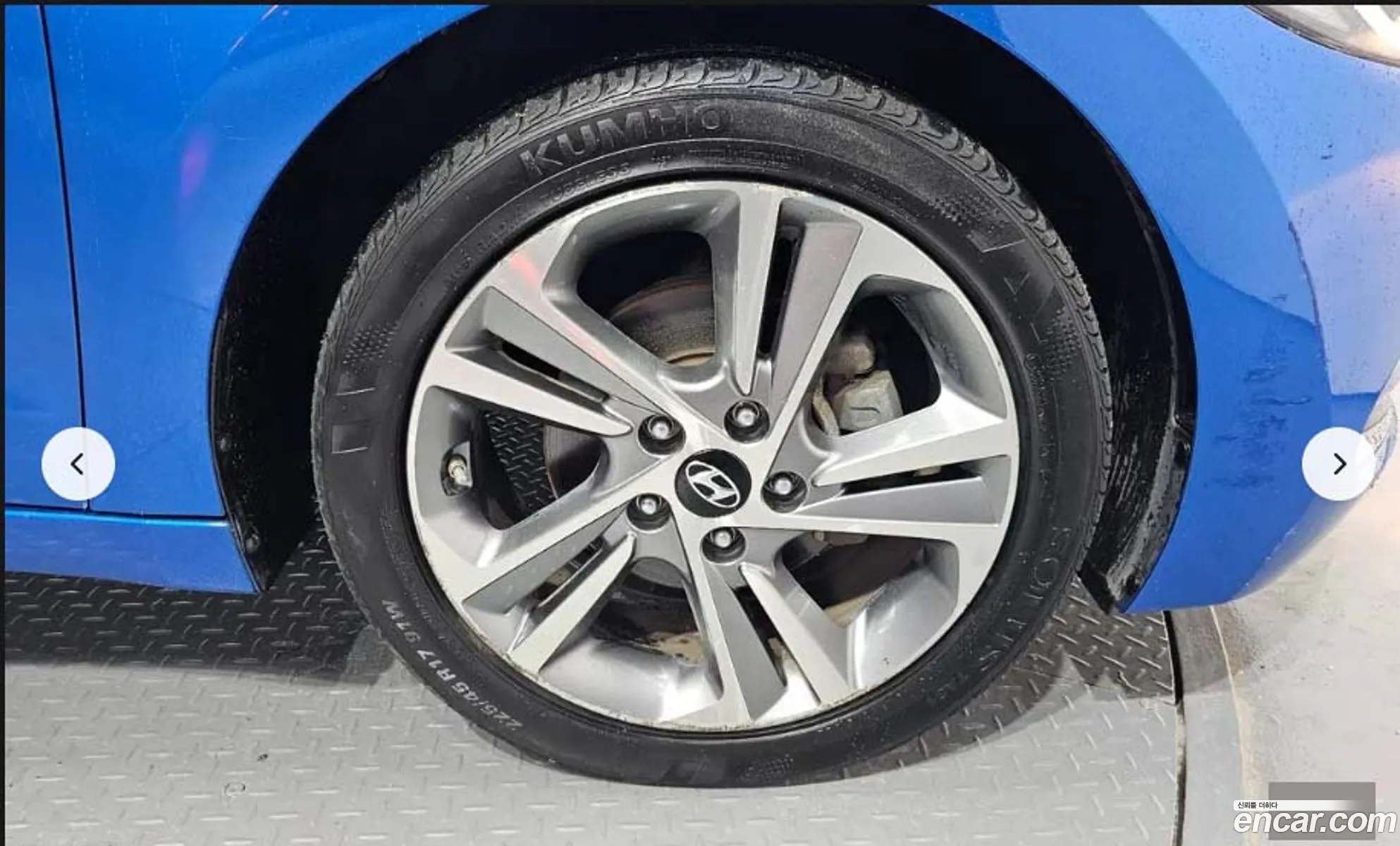 Hyundai Elantra AD 2016 — 10
