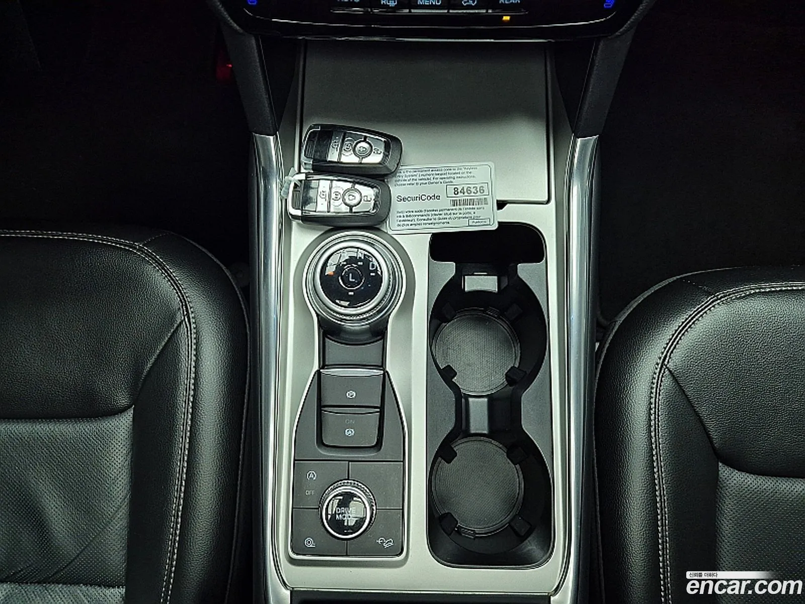 Ford Explorer 6th Gen 2022 — 18
