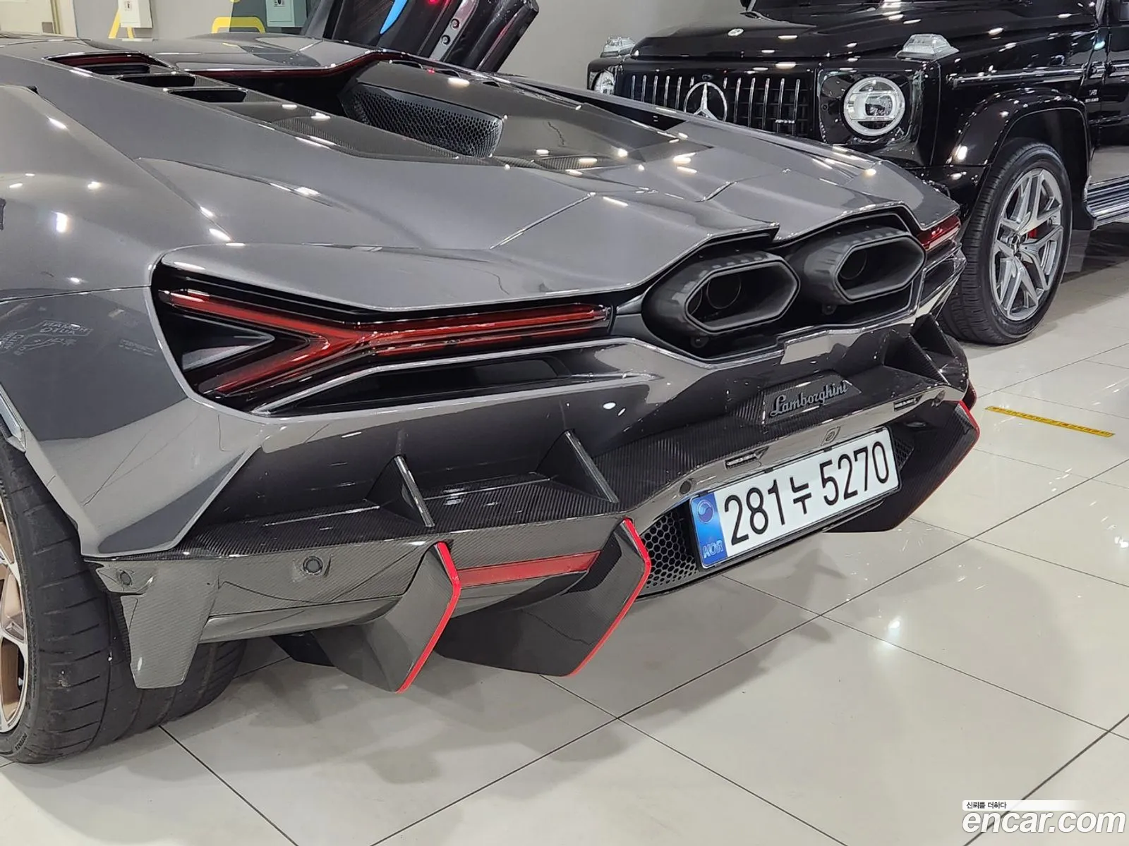 Lamborghini Revuelto 2025 — 16