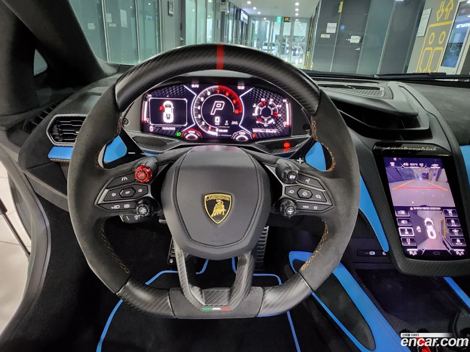 Lamborghini Revuelto 2025 — 9