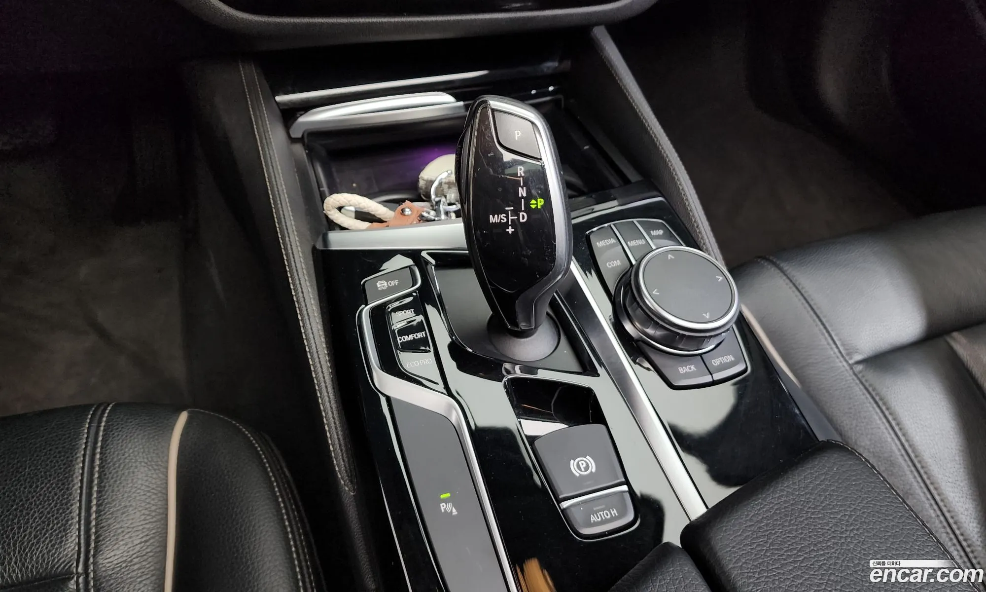 BMW 5 Series 2018 WBAJK7109JBP71906 — 33