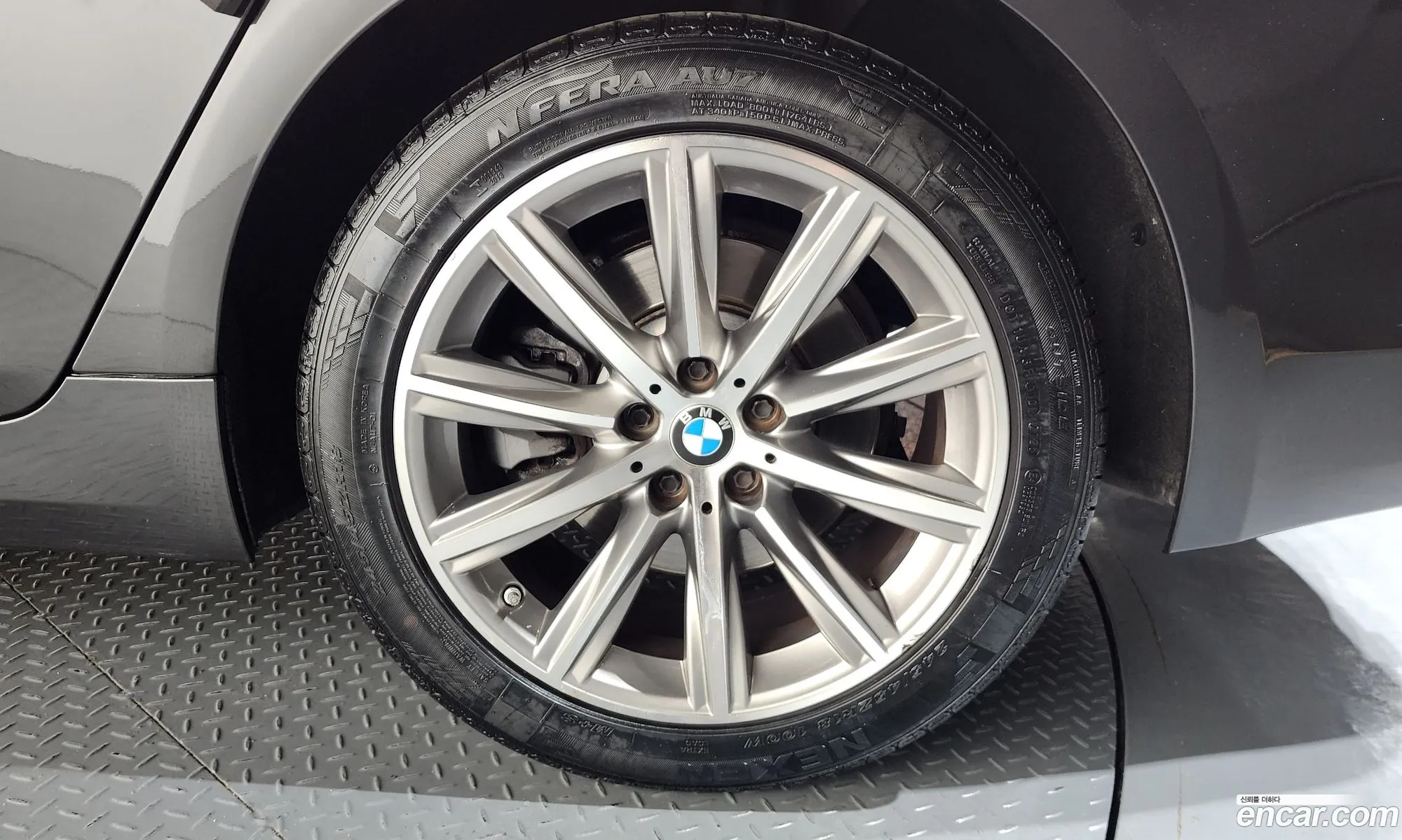 BMW 5 Series 2018 WBAJK7109JBP71906 — 8