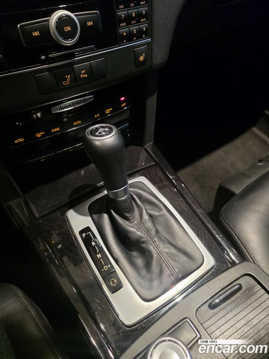 Mercedes-Benz E-Class W212 2011 — 20
