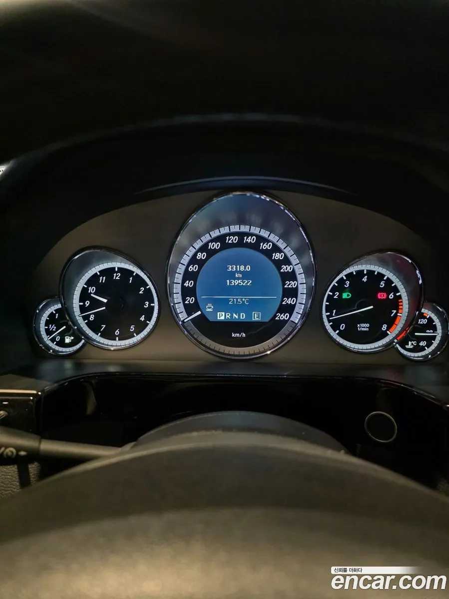 Mercedes-Benz E-Class W212 2011 — 3