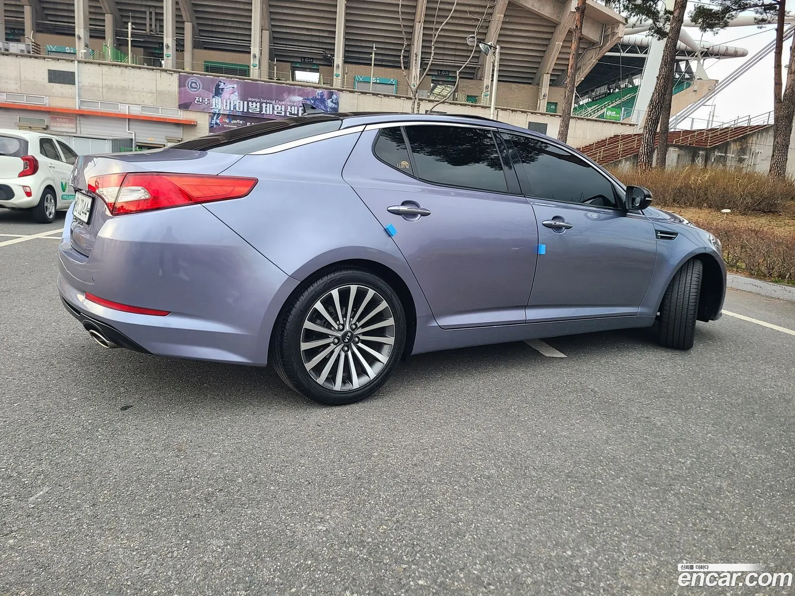 Kia K5 2010 — 19