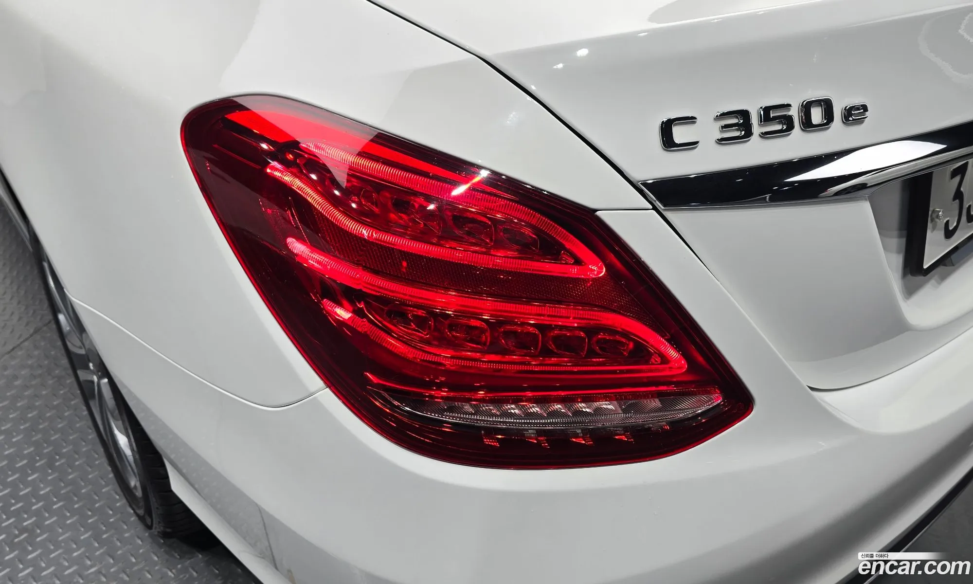 Mercedes-Benz C-Class W205 2018 — 22